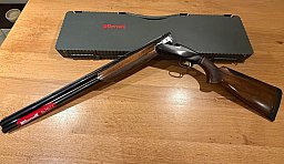 Benelli 828 U