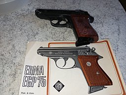 Pistole EGP 75