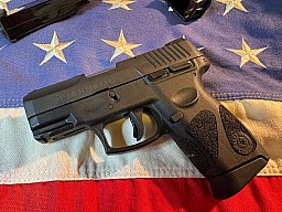 TAURUS Millennium G2 9mm Para