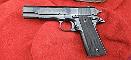 IWG Mod.Gouverneur Kaliber 9mm P.A.K. schwarz brüniert mit Tasche