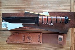 Original KA-BAR USMC 1217 - Neu und original verpackt - USA Kampfmesser - kein Replik