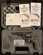Smith & Wesson Performance Center 327 TRR8 .357 Magnum 5" – 8 Schuss – NEU