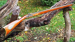 Dikar Spain Kentucky-Rifle, Kal: .45 Perk., Guter Zustand !