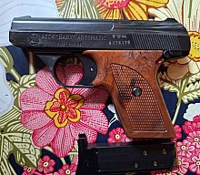 Reck Baby 8mm Schreckschuss inklusive Zubehör