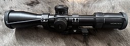 Vortex Strike Eagle 3-18x44 MRAD inkl Vortex Sport Cantilever Montage