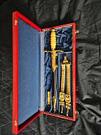 DDR NVA Ehrendolch Marine im Etui mit Gravur und Etui