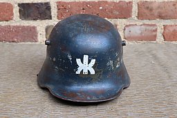 M18 Stahlhelm Hörnerhelm 1.Weltkrieg 2.weltkrieg Freikorps?