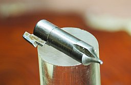 2. Weltkrieg ! Original Schlagbolzen / Zündstift für P08, Luger 08, von 1942 in orig.Zustand ! TOP !