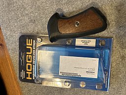 Griff Ruger Revolver