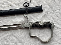 Preußen Artillerie Säbel Top Klingenätzung. 3.Preuß Art.Rgt. Kanonier Zug. Schwarze Metall Scheide
