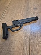 Verstellbarer Hinterschaft für Gewehre mit AR15 Aufnahme