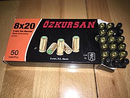 Özkursan Knallpatronen Kal. 8mmK! Extrem stark geladen! 48 Stück!