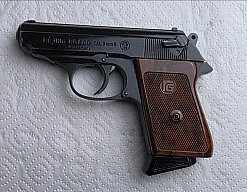 RÖHM RG 800 – PTB 300 – 8 mm Knall – ausdrücklich als defekt