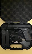 Glock 17 Gen.5 First Edition 9mm P.A.K